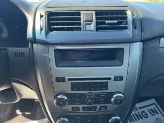 2010 Ford Fusion 4dr Sdn SE FWD