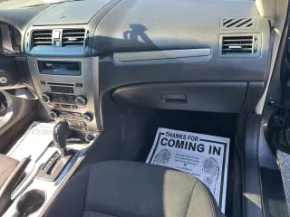 2010 Ford Fusion 4dr Sdn SE FWD
