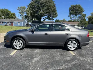 2010 Ford Fusion 4dr Sdn SE FWD