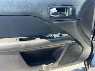2010 Ford Fusion 4dr Sdn SE FWD