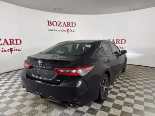 Toyota Camry 2018 SE Sedán 4 puertas