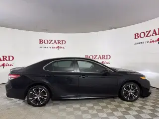 Toyota Camry 2018 SE Sedán 4 puertas