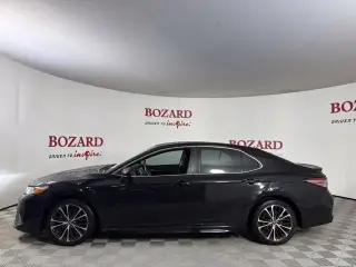 Toyota Camry 2018 SE Sedán 4 puertas