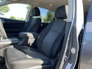2017 Nissan Pathfinder 4x4 SV