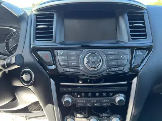 2017 Nissan Pathfinder 4x4 SV