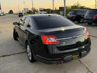 2010 Ford Taurus 4dr Sdn Limited FWD
