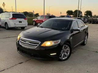 2010 Ford Taurus 4dr Sdn Limited FWD