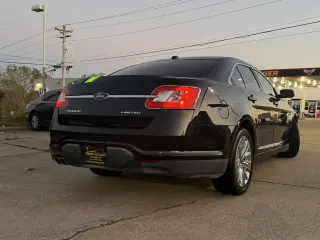 2010 Ford Taurus 4dr Sdn Limited FWD