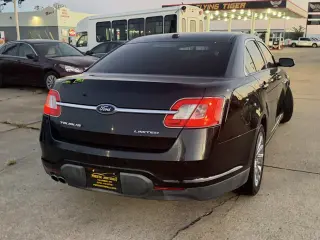 2010 Ford Taurus 4dr Sdn Limited FWD