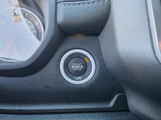 2020 RAM 1500 Laramie Crew Cab SWB 4WD