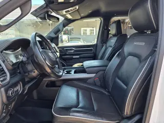 2020 RAM 1500 Laramie Crew Cab SWB 4WD