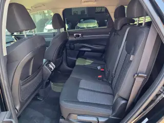 2025 Kia Sorento LX 2WD