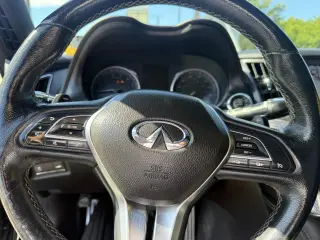 2017 Infiniti Q60