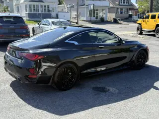 2017 Infiniti Q60