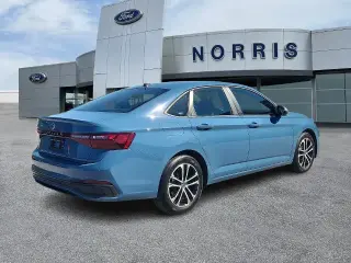 Volkswagen Jetta 2025 Sport 4p Sedan