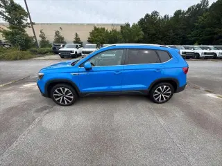 Volkswagen Taos 2023 SE 4dr SUV