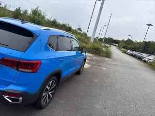 Volkswagen Taos 2023 SE 4dr SUV