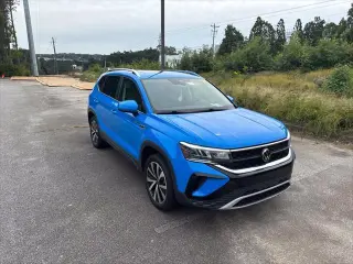 Volkswagen Taos 2023 SE 4dr SUV