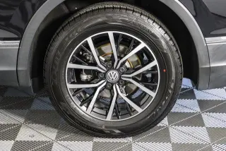 Volkswagen Tiguan 2021 SE 4p SUV