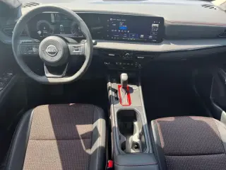 Nissan Kicks 2026 AWD SR 4dr Crossover