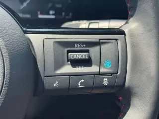 Nissan Kicks 2026 AWD SR 4dr Crossover