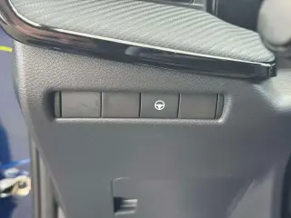 Nissan Kicks 2026 AWD SR 4dr Crossover