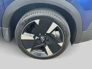Nissan Kicks 2026 AWD SR 4dr Crossover
