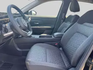 Nissan Kicks 2026 AWD SV 4dr Crossover