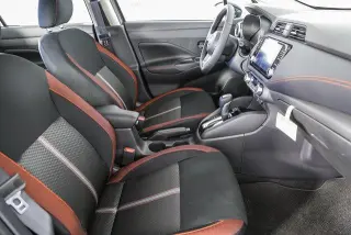 Nissan Versa 2025 SR 4dr Sedan