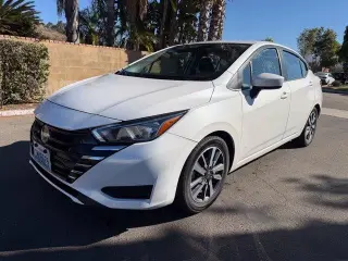 Nissan Versa 2024 SV 4dr Sedán