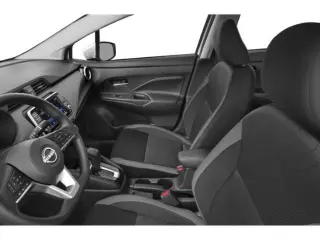 Nissan Versa 2024 SV Sedán 4 puertas