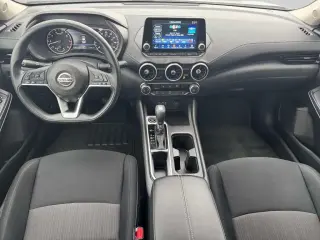 Nissan Sentra 2023 SV Sedán 4 puertas