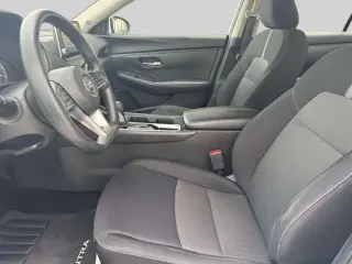 Nissan Sentra 2023 SV Sedán 4 puertas