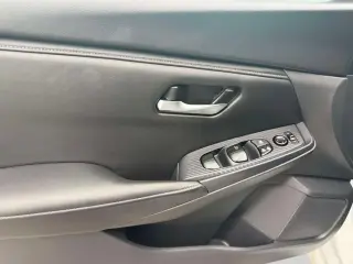Nissan Sentra 2023 SV Sedán 4 puertas