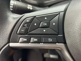 Nissan Sentra 2023 SV Sedán 4 puertas