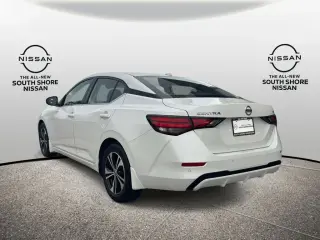 Nissan Sentra 2023 SV Sedán 4 puertas