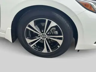 Nissan Sentra 2023 SV Sedán 4 puertas