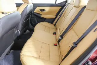 Nissan Sentra 2025 SV 4dr Sedán