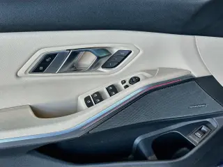 BMW Serie 3 2023 AWD 330i xDrive 4dr Sedán