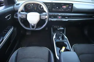 Sedán Kia K4 2025 GT-Line 4dr