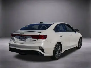 Kia Forte 2023 GT-Line 4dr Sedán