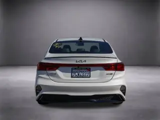 Kia Forte 2023 GT-Line 4dr Sedán