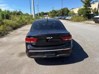 Kia Rio 2023 S 4dr Sedán