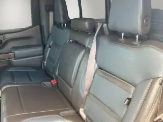 GMC Sierra 1500 Limited 2022 4x4 Denali 4p Cab de tripulación Crew 5.8 ft. SB