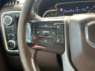 GMC Sierra 1500 Limited 2022 4x4 Denali 4p Cab de tripulación Crew 5.8 ft. SB