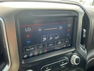 GMC Sierra 1500 Limited 2022 4x4 Denali 4p Cab de tripulación Crew 5.8 ft. SB