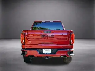 GMC Sierra 1500 2021 4x4 SLT 4p. Cabina de Tripulación 5.8 ft. SB