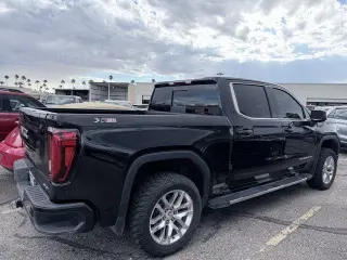 GMC Sierra 1500 2019 4x4 SLT cabina de 4 puertas Crew Cab carrocería corta de 5,8 pies