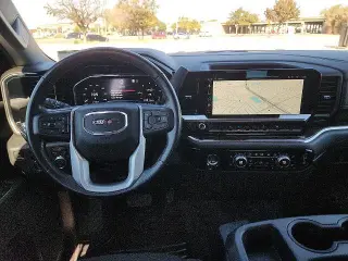 GMC Sierra 1500 2022 4x4 SLE 4dr Crew Cab 5.8 ft. SB