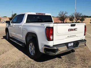 GMC Sierra 1500 2022 4x4 SLE 4dr Crew Cab 5.8 ft. SB